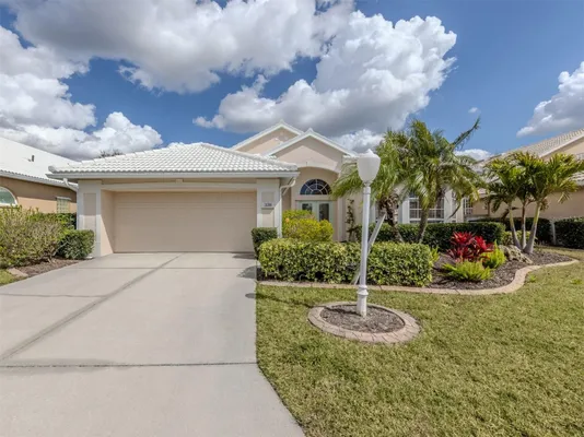 Property Slideshow image 2 of 79 | 338 saint george ct 11, Venice, FL, 34293