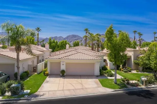 Property Slideshow image 3 of 35 | 55179 winged foot, La Quinta, CA, 92253