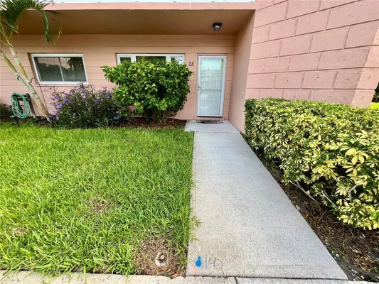Property Slideshow image 3 of 53 | 2458 columbia dr 28, Clearwater, FL, 33763