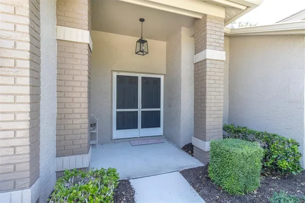Property Slideshow image 2 of 32 | 2488 whispering pines ct, Spring Hill, FL, 34606