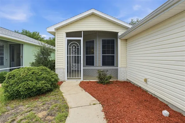 Property Slideshow image 3 of 53 | 4962 rainbow trout rd, Tavares, FL, 32778