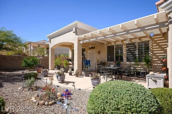 Property Slideshow image 3 of 64 | 10409 longwood dr, Las Vegas, NV, 89134