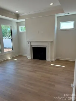 Property Slideshow image 3 of 21 | 4185 creek bridge cir, Charlotte, NC, 28213