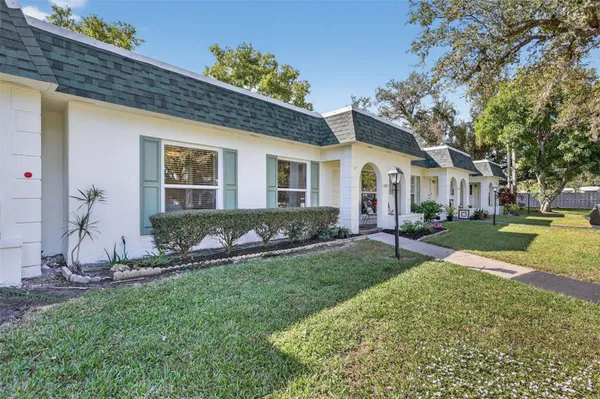 Property Slideshow image 3 of 48 | 4207 34th avenue dr w # 4207, Bradenton, FL, 34205