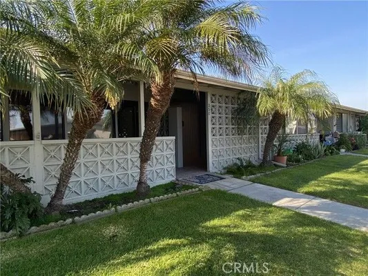 Property Slideshow image 2 of 15 | 13265 del monte dr, Seal Beach, CA, 90740