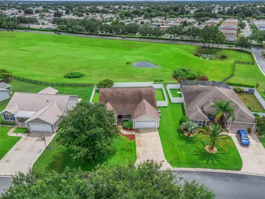 Property Slideshow image 3 of 41 | 12185 ne 51st cir, Oxford, FL, 34484