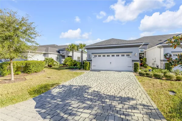 Property Slideshow image 3 of 34 | 844 pinewood dr, Ormond Beach, FL, 32174