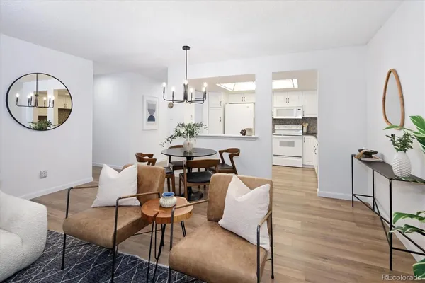 Property Slideshow image 2 of 25 | 14102 e linvale pl 306, Aurora, CO, 80014