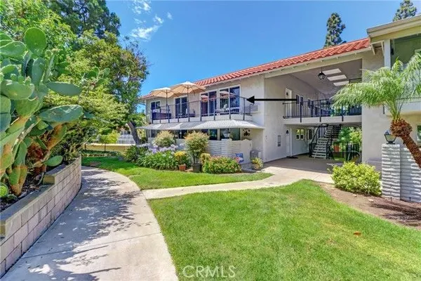 Property Slideshow image 2 of 51 | 2285 via puerta q, Laguna Woods, CA, 92637