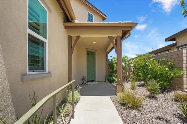 Property Slideshow image 2 of 43 | 32042 hyacinth way, Temecula, CA, 92591