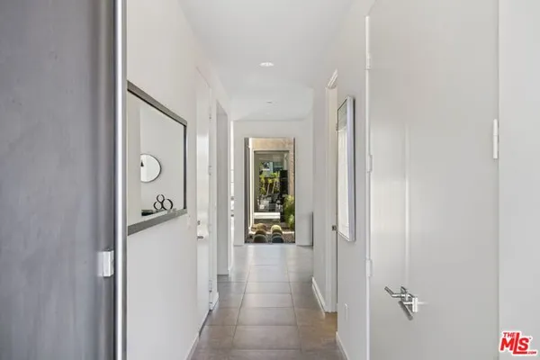 Property Slideshow image 3 of 70 | 658 dominion way, Palm Springs, CA, 92262