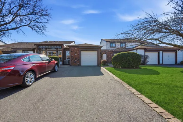 Property Slideshow image 2 of 48 | 504 gotham ct, Saint James, NY, 11780