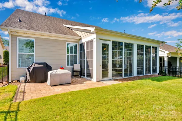 Property Slideshow image 3 of 45 | 8206 festival way, Charlotte, NC, 28215