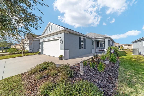 Property Slideshow image 2 of 52 | 9776 sw 100th avenue rd, Ocala, FL, 34481