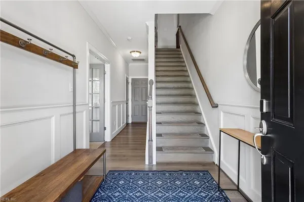 Property Slideshow image 2 of 50 | 4951 settlers market blvd, Williamsburg, VA, 23188