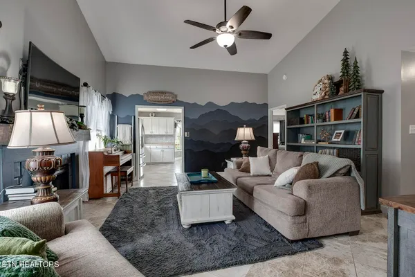 Property Slideshow image 3 of 32 | 101 poteau trce, Loudon, TN, 37774