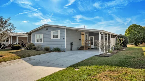 Property Slideshow image 2 of 38 | 5079 lodgewood dr, Lakeland, FL, 33810