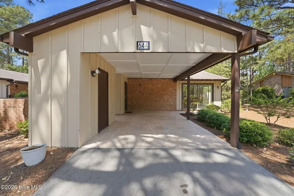 Property Slideshow image 2 of 22 | 644 redwood dr, Southern Pines, NC, 28387