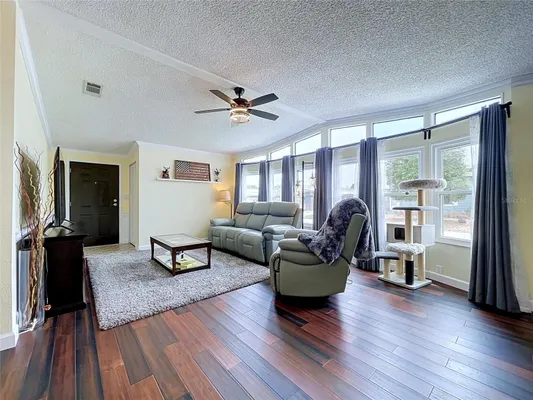 Property Slideshow image 3 of 65 | 5020 forest crest dr, Lakeland, FL, 33810