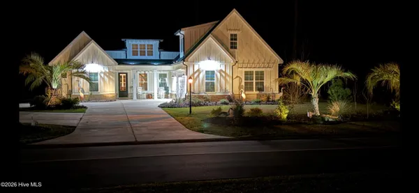 Property Slideshow image 3 of 80 | 1220 n middleton dr, Calabash, NC, 28467