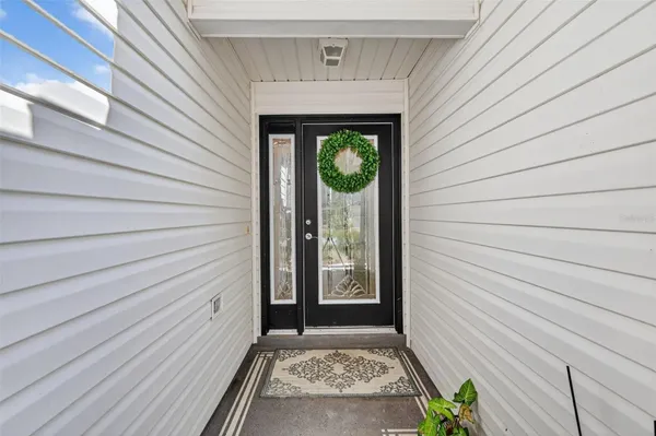 Property Slideshow image 2 of 38 | 7168 se 173rd arlington loop, The Villages, FL, 32162