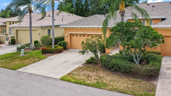 Property Slideshow image 3 of 57 | 2128 sifield greens way 13, Sun City Center, FL, 33573