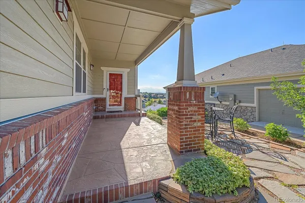 Property Slideshow image 3 of 43 | 22852 e david pl, Aurora, CO, 80016