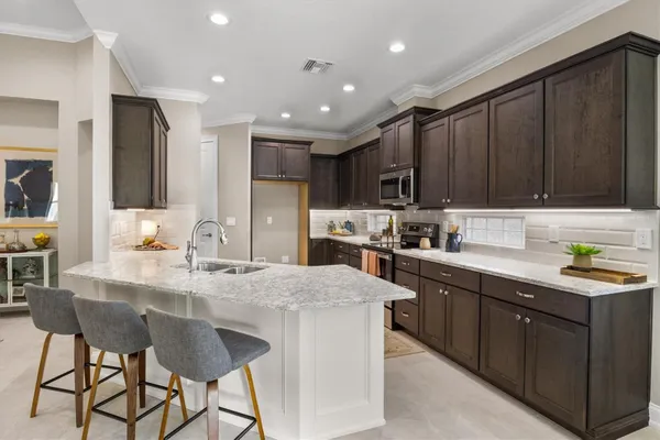 Property Slideshow image 2 of 66 | 7903 lake james blvd, Lakeland, FL, 33810