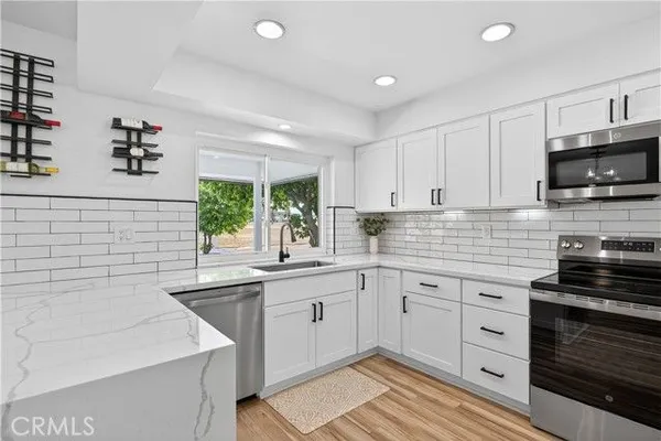 Property Slideshow image 3 of 37 | 27800 grosse pt, Menifee, CA, 92586