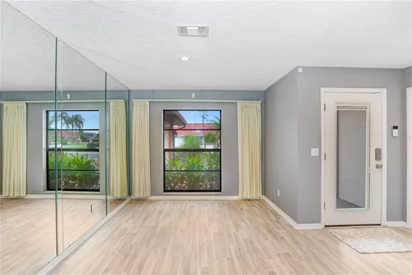 Property Slideshow image 2 of 31 | 1826 wolf laurel dr, Sun City Center, FL, 33573