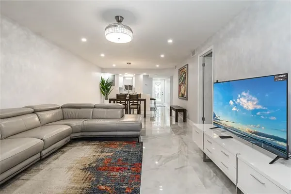 Property Slideshow image 2 of 63 | 9523 s hollybrook lake dr 102, Pembroke Pines, FL, 33025