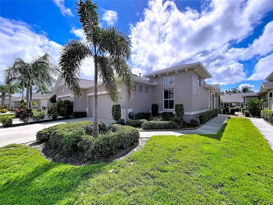 Property Slideshow image 2 of 92 | 2046 inverness greens dr # 2046, Sun City Center, FL, 33573