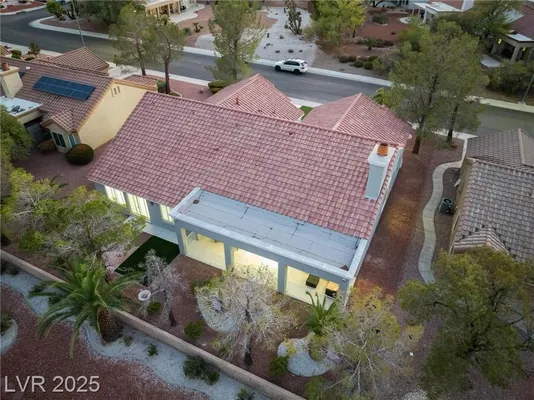 Property Slideshow image 3 of 57 | 2528 sunup dr, Las Vegas, NV, 89134