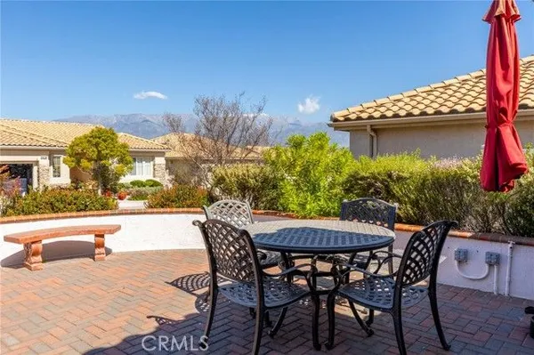Property Slideshow image 3 of 32 | 2204 birdie dr, Banning, CA, 92220