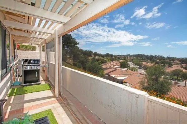 Property Slideshow image 2 of 40 | 12733 via nasca, San Diego, CA, 92128
