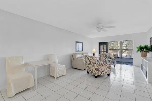 Property Slideshow image 2 of 63 | 11410 carriage hill dr 1, Port Richey, FL, 34668