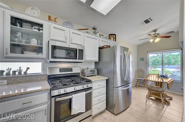 Property Slideshow image 2 of 64 | 2156 high mesa dr, Henderson, NV, 89012