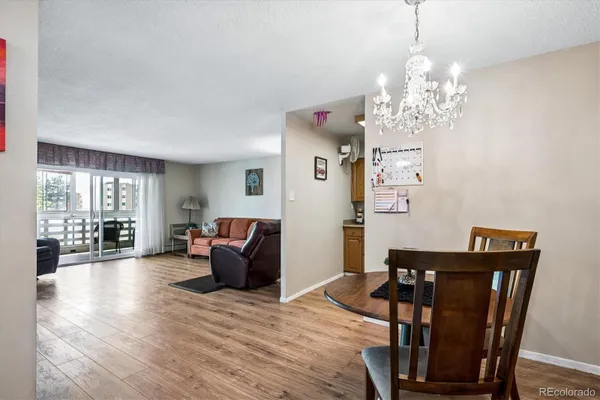 Property Slideshow image 3 of 49 | 635 s alton way 3b, Denver, CO, 80247