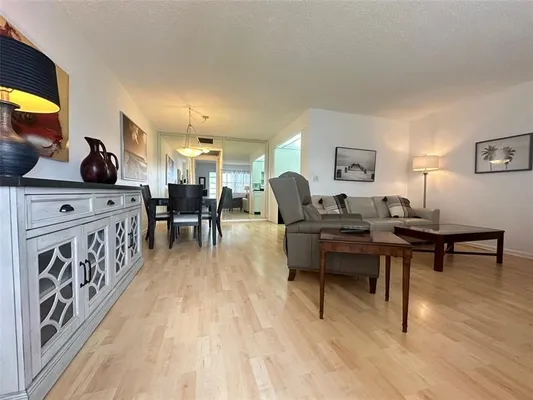 Property Slideshow image 2 of 59 | 4010 newport g # 4010, Deerfield Beach, FL, 33442