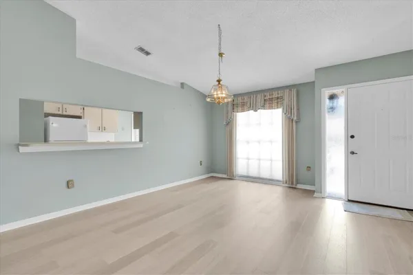 Property Slideshow image 3 of 38 | 2023 nash dr, Clearwater, FL, 33763