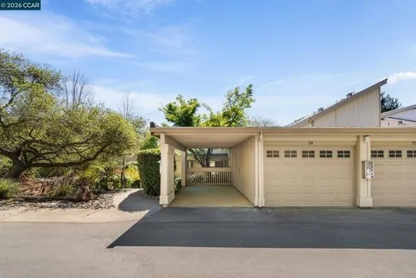 Property Slideshow image 2 of 45 | 2662 saklan indian dr 1, Walnut Creek, CA, 94595