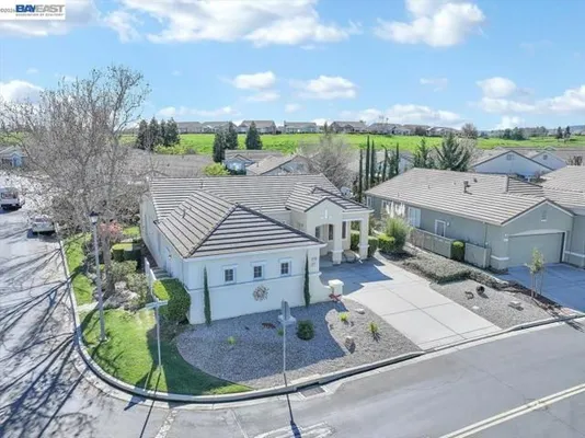 Property Slideshow image 3 of 46 | 1778 rubidoux ter, Brentwood (Cc), CA, 94513