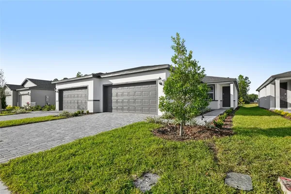 Property Slideshow image 2 of 31 | 175 parkhaven dr, Ormond Beach, FL, 32174