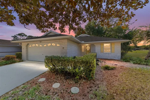 Property Slideshow image 3 of 54 | 9077 sw 91st cir, Ocala, FL, 34481