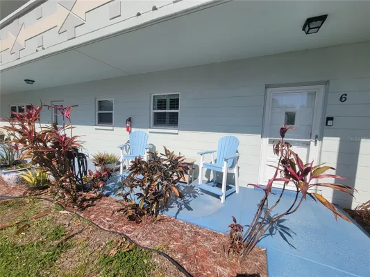 Property Slideshow image 2 of 37 | 2254 norwegian dr 6, Clearwater, FL, 33763