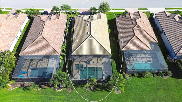 Property Slideshow image 3 of 79 | 7130 quiet creek dr, Bradenton, FL, 34212
