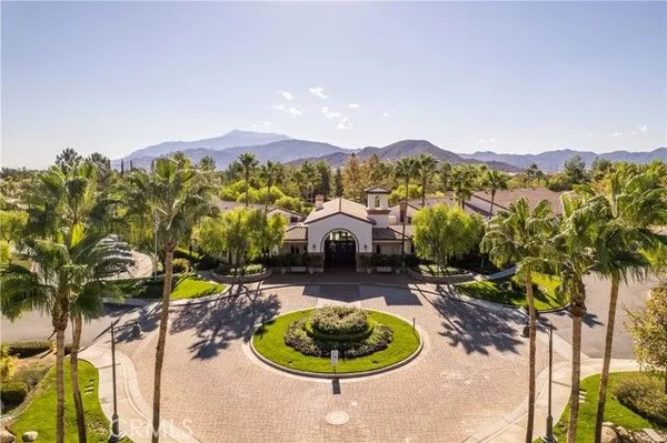 Property Slideshow image 3 of 15 | 370 irvine park, Beaumont, CA, 92223