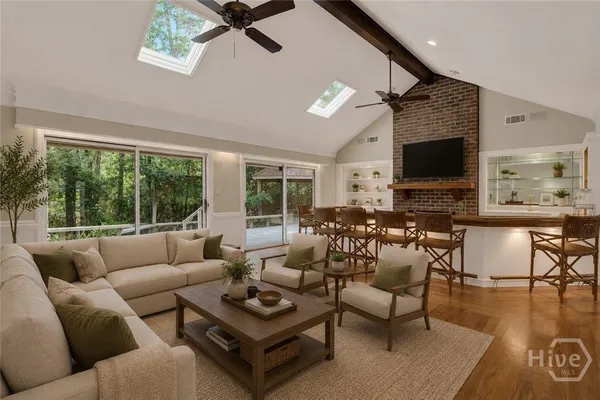 Property Slideshow image 3 of 44 | 7 planters ln, Savannah, GA, 31411