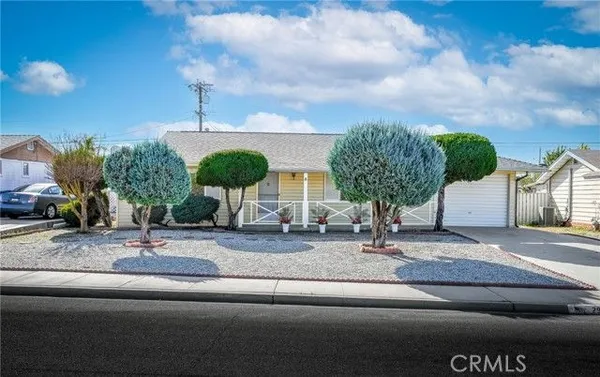 Property Slideshow image 3 of 30 | 29701 thornhill dr, Menifee, CA, 92586