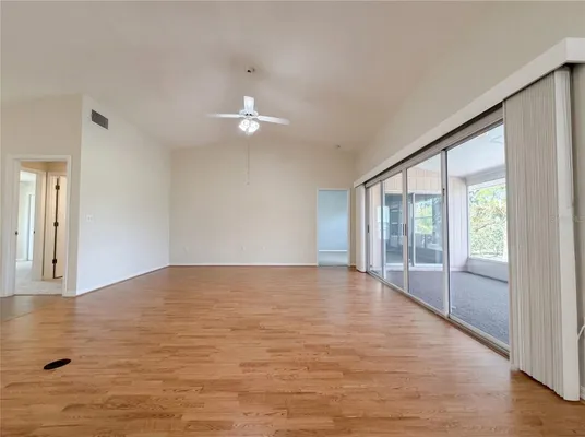 Property Slideshow image 2 of 37 | 3339 sheffield cir, Sarasota, FL, 34239